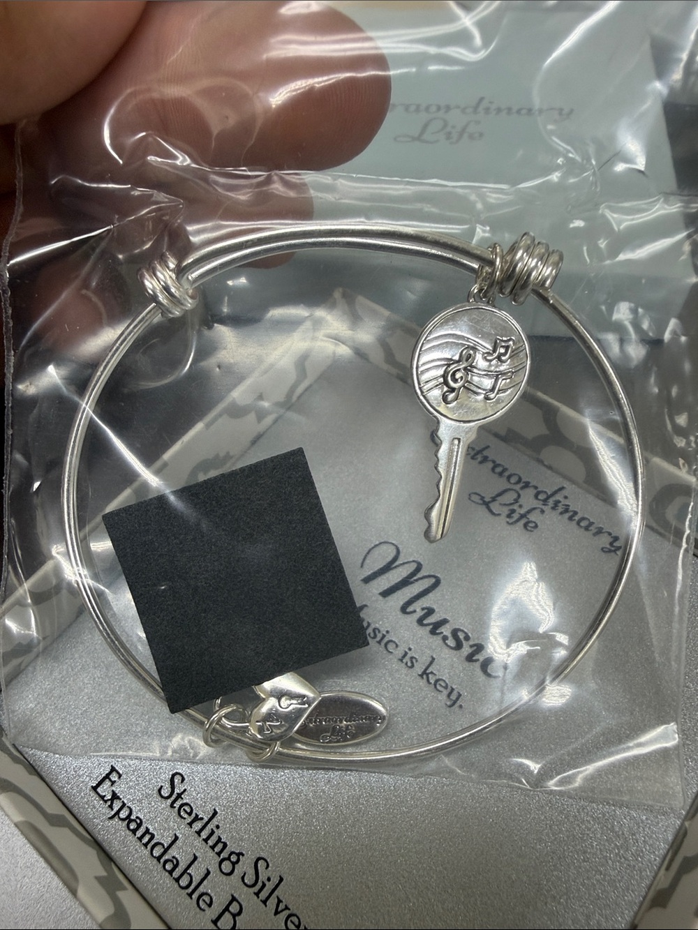 Extraordinary Bangle - Music Is Key - Picture 2 of 2